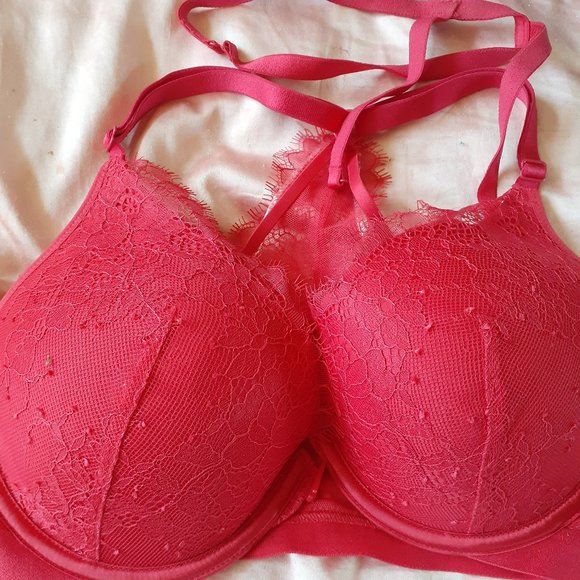 SALE!!!! Brand New Victoria's Secret Bras 32DD - Picture 1 of 1